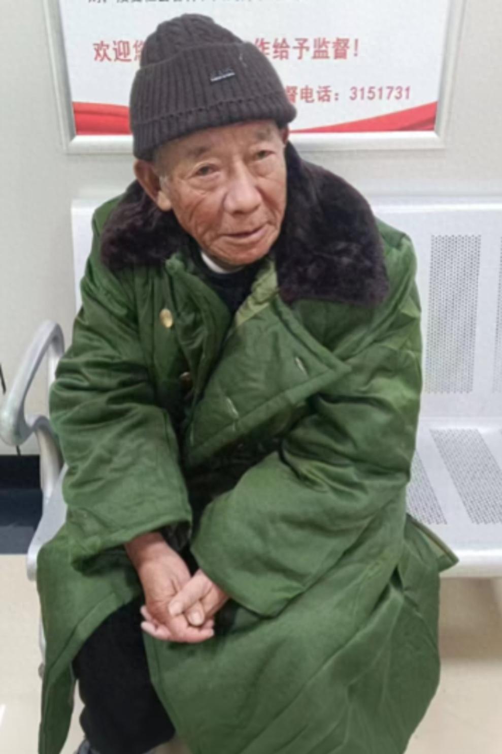 走失者照片 漯河市寻亲：八旬老人被救助，自述叫...