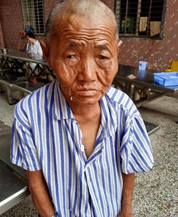 走失者照片 阳江市寻亲：六旬老太被救助，疑似精...