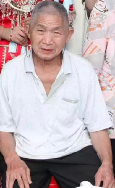 走失者照片 十堰市寻人：七旬老人走失，穿蓝色衣...
