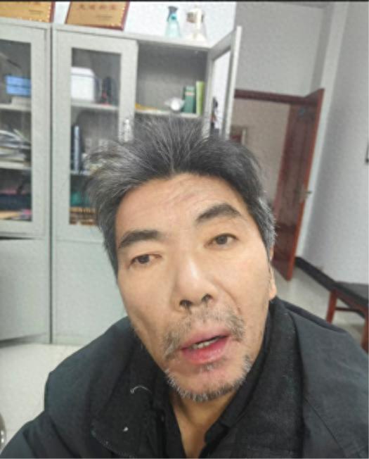 走失者照片 苏州寻亲：五旬男子被救助，自述叫郭...