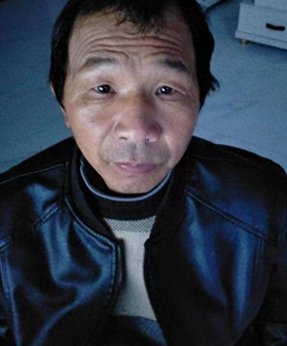 走失者照片 鹰潭市贵溪市寻人：六旬老人走失，戴...