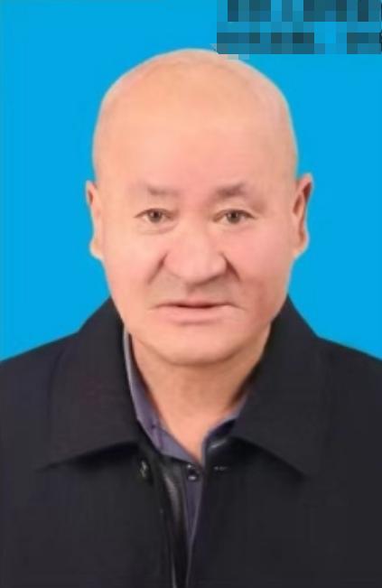 走失者照片 银川市寻人：六旬老人走失，穿蓝色长...