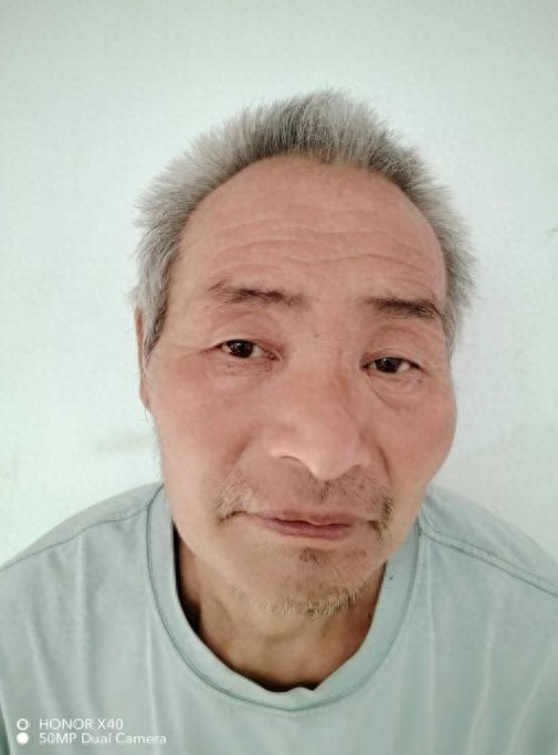 走失者照片 南阳市寻亲：六旬老人被救助，自述叫...