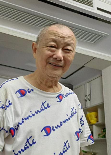 走失者照片 达州市寻人：七旬老人走失，穿白色花...