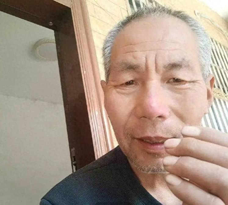走失者照片 许昌市长葛市寻人：六旬老人走失，高...