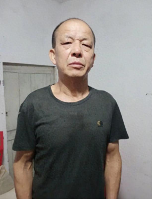 走失者照片 温州市乐清市寻人：七旬老人走失，患...