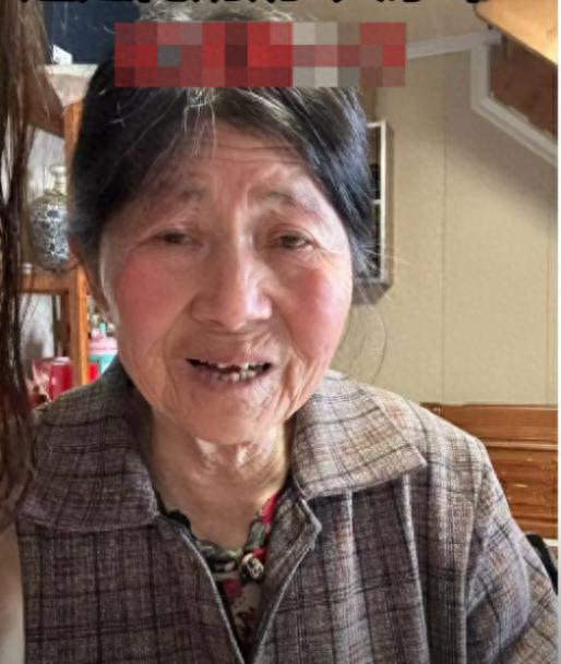 走失者照片 商丘市永城市寻人：六旬老太走失，穿...