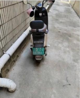 走失者照片 海口市寻人：六旬老人走失，穿蓝色格...