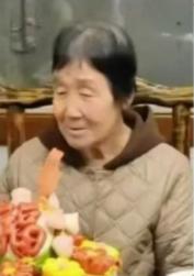 走失者照片 邯郸市寻人：七旬老太走失，穿土色上...