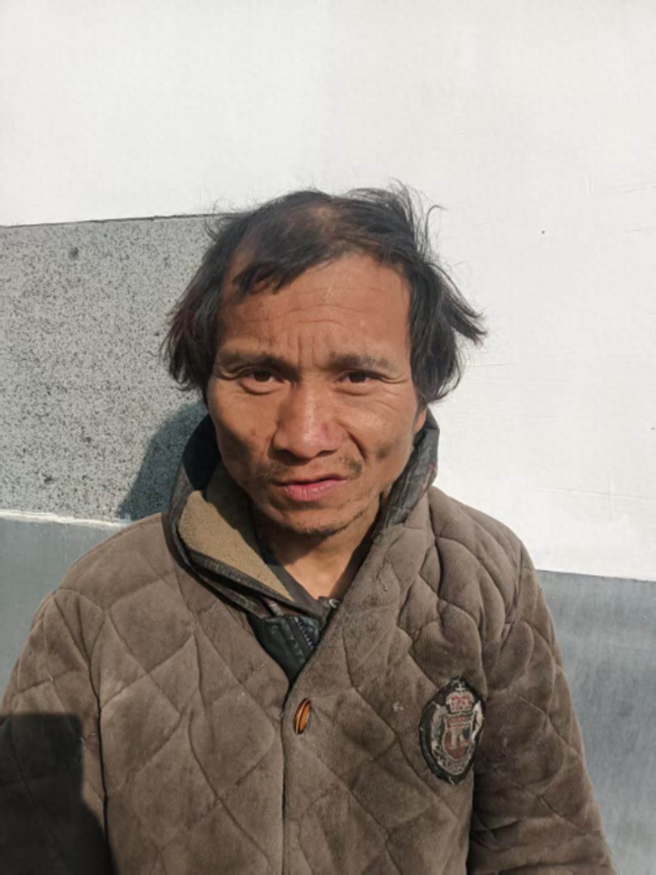 走失者照片 亳州市寻亲：五旬男子被救助，自述叫...