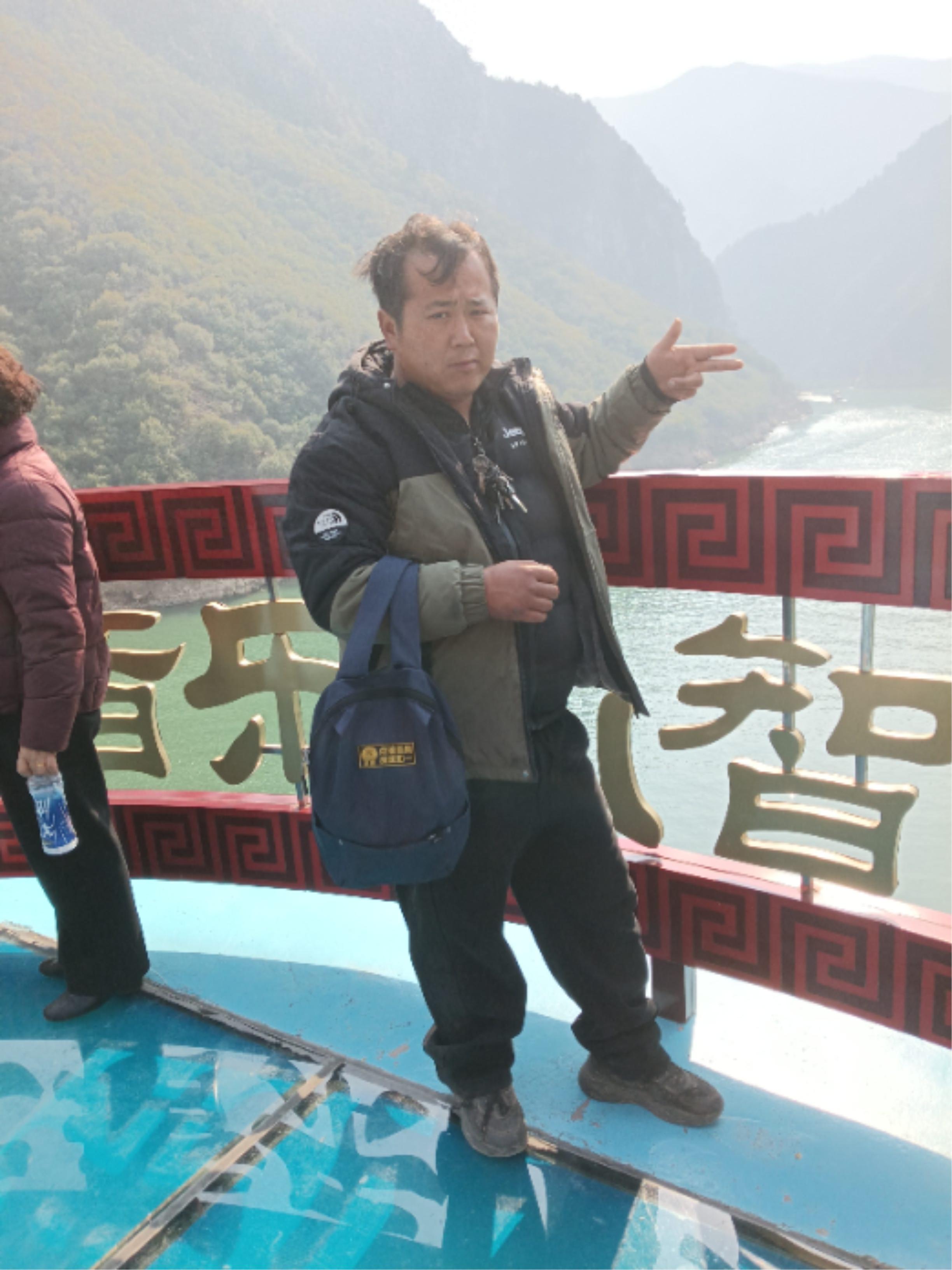 走失者照片 咸阳市寻人：青年男子走失，患抑郁症...