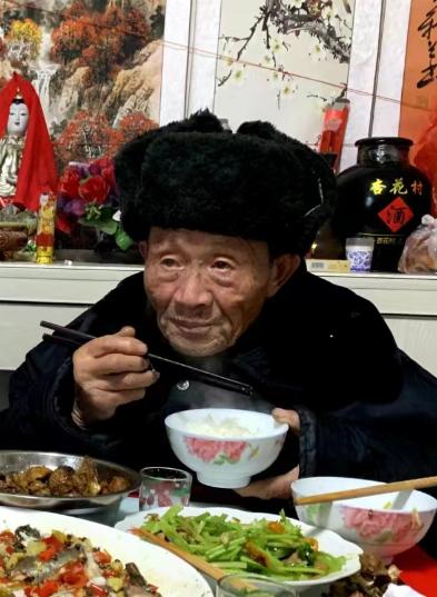 走失者照片 合肥市寻人：八旬老人走失，患阿尔茨...