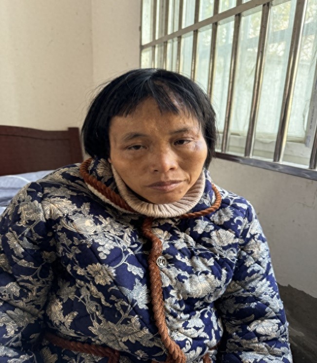 走失者照片 淮南市寻亲：中年女子被救助，右手残...