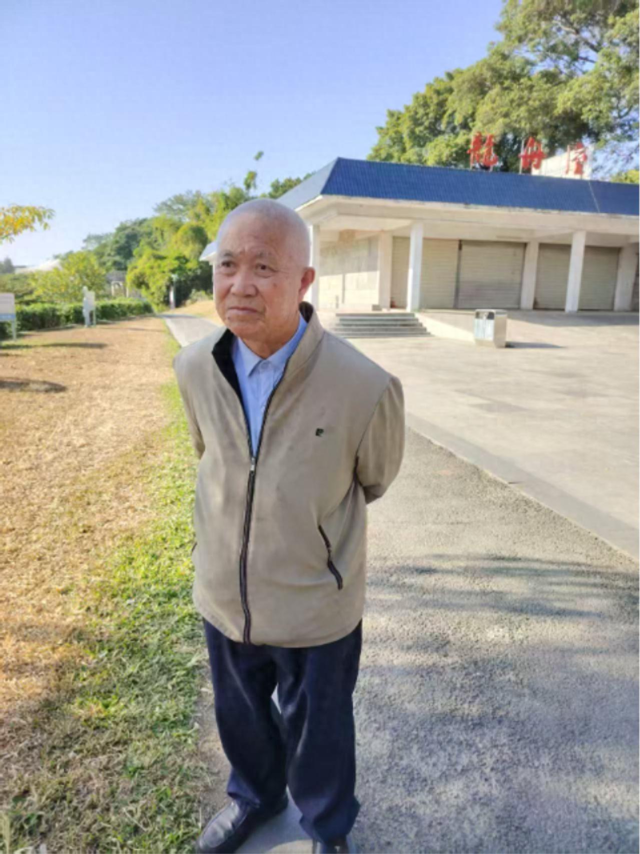 走失者照片 惠州市寻人：七旬老人走失，穿军绿色...