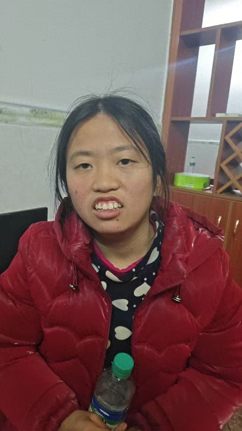 走失者照片 吉安市寻亲：青年女子被救助，系哑巴...