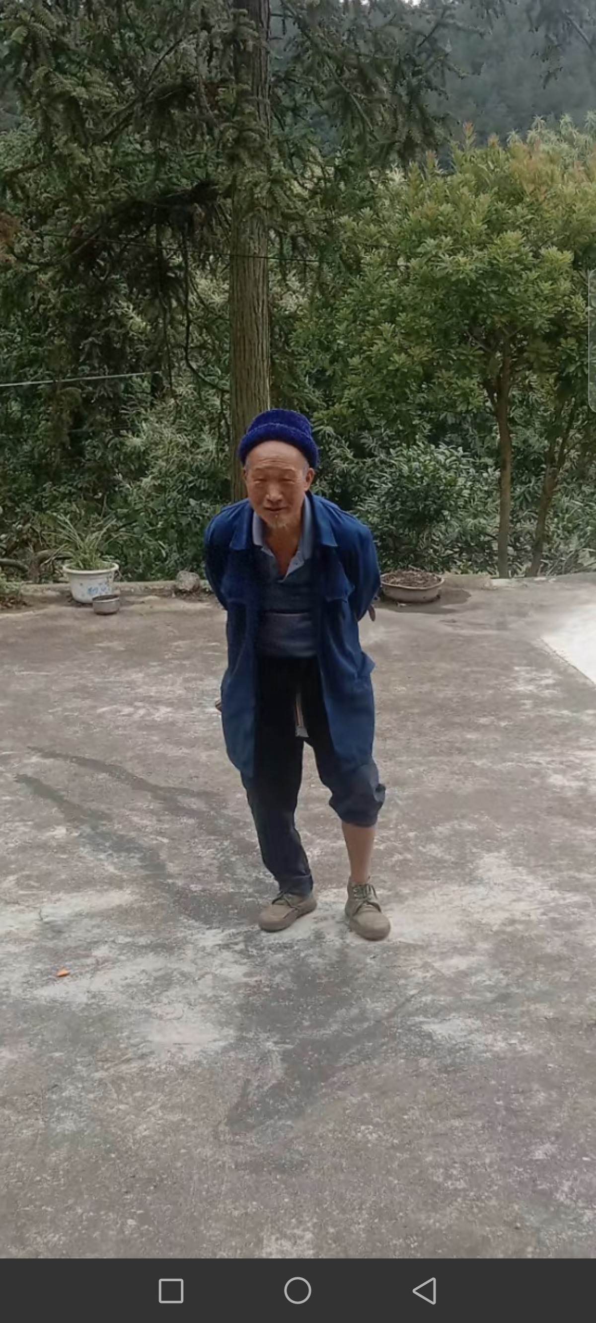 走失者照片 贵阳市寻人：八旬老人走失，戴黑色帽...