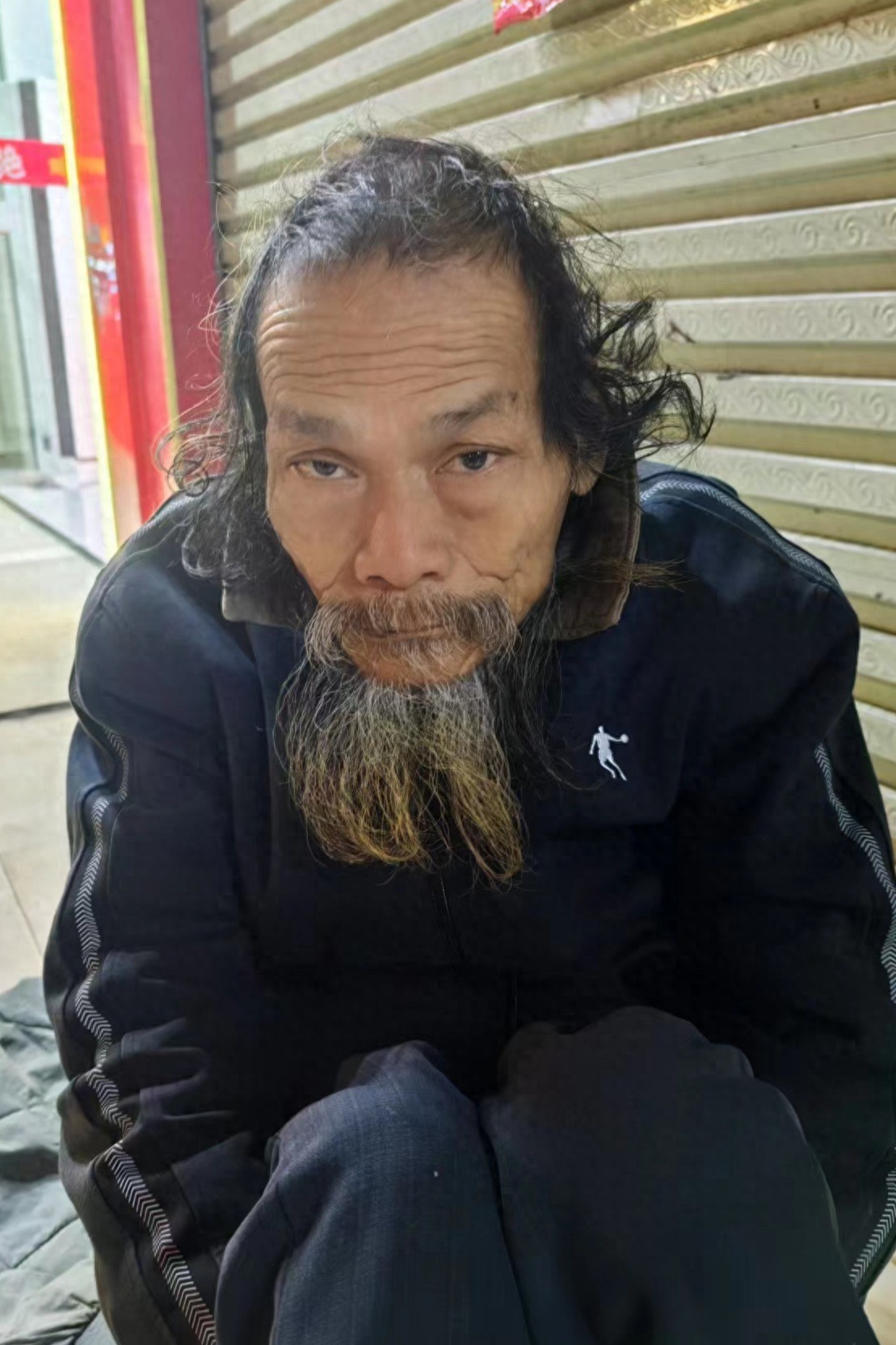 走失者照片 梧州市寻亲：六旬老人被救助，高1米...