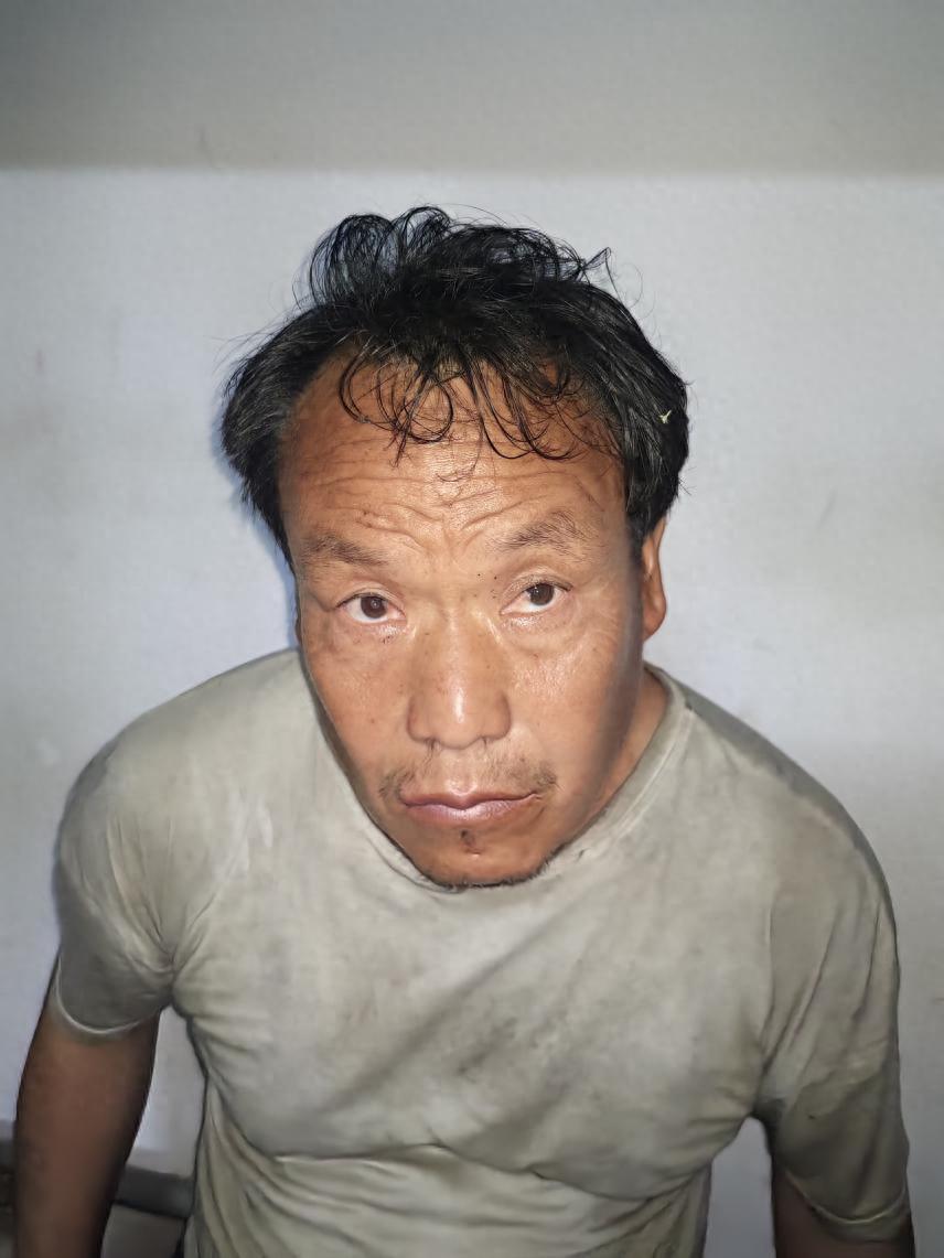 走失者照片 赣州市寻亲：五旬男子被救助，穿白色...