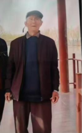走失者照片 商丘市寻人：七旬老人走失，穿白色上...
