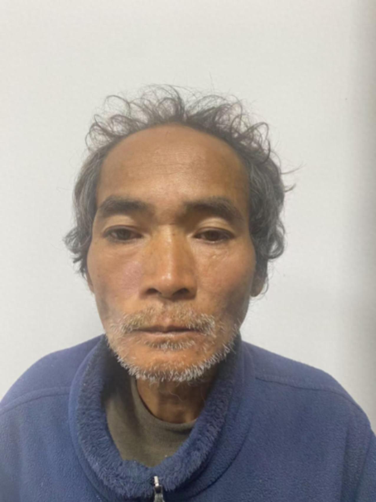走失者照片 遂宁市寻亲：六旬老人被救助，穿蓝色...