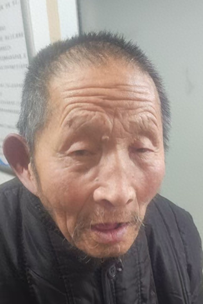 走失者照片 朝阳市寻亲：六旬老人被救助，系聋哑...