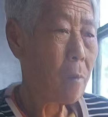 走失者照片 保定市寻人：七旬老太走失，戴红色帽...