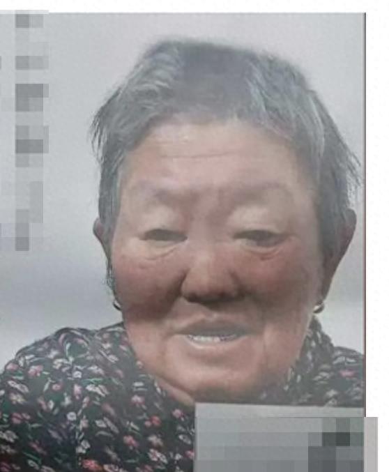 走失者照片 周口市寻人：七旬老太走失，穿黑底红...