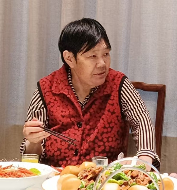 走失者照片 徐州市寻人：七旬老太走失，戴紫色毡...