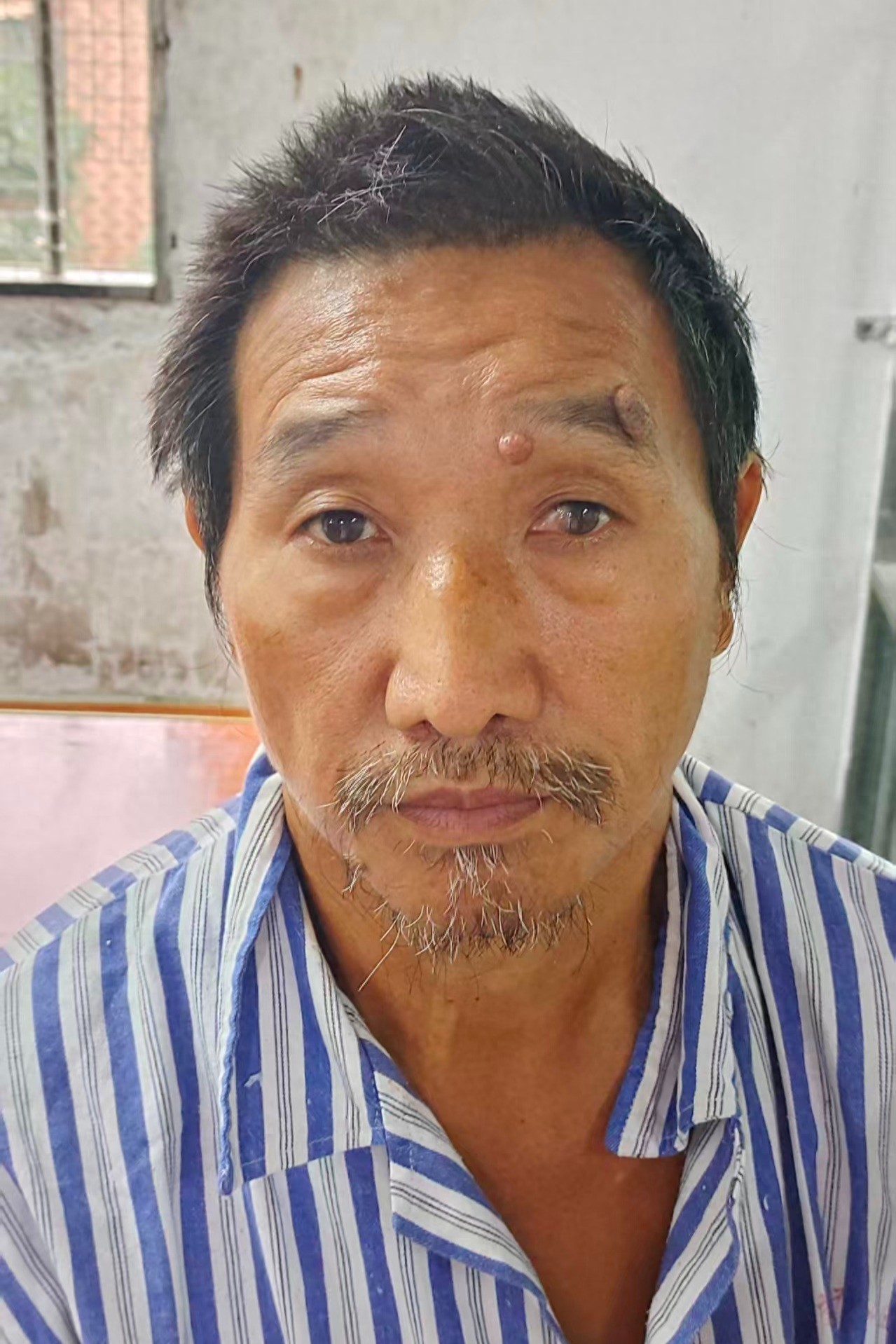 走失者照片 海口市寻亲：五旬男子被救助，自述叫...