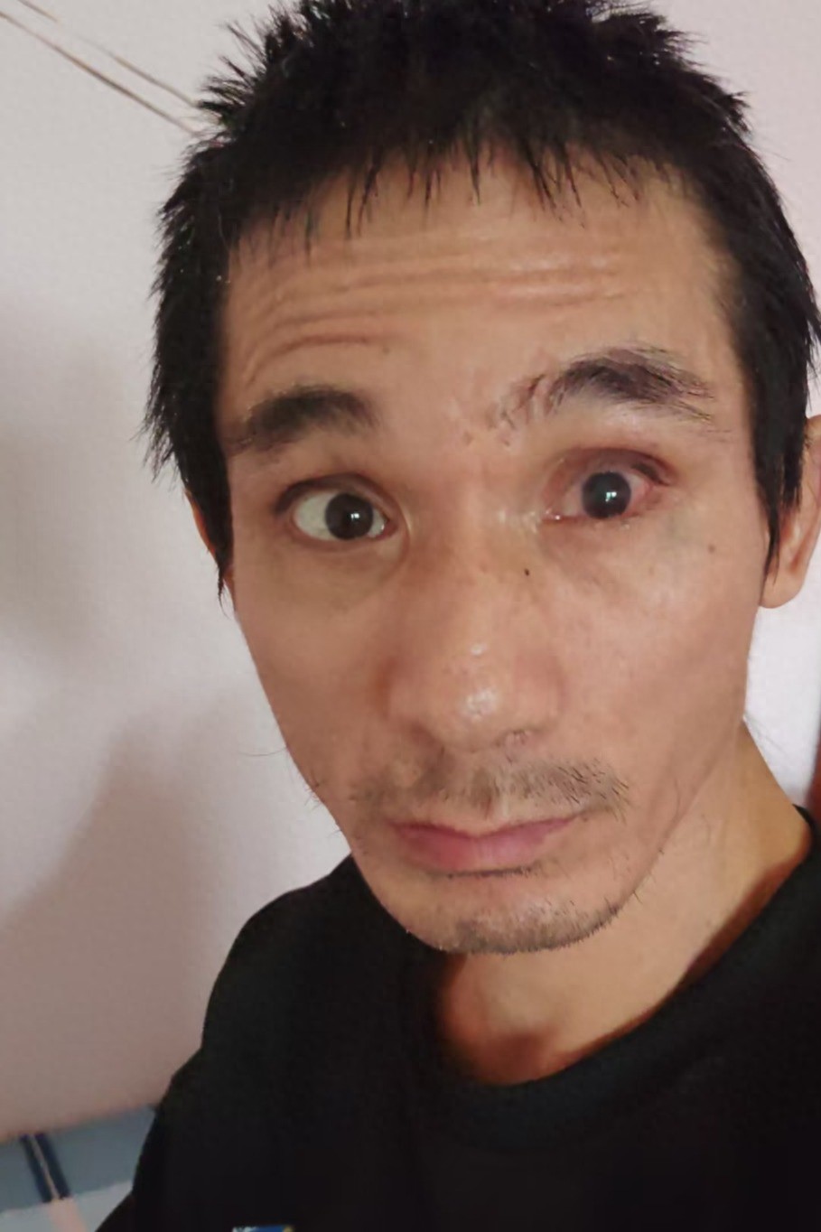 走失者照片 钦州市寻亲：青年男子被救助，高1米...