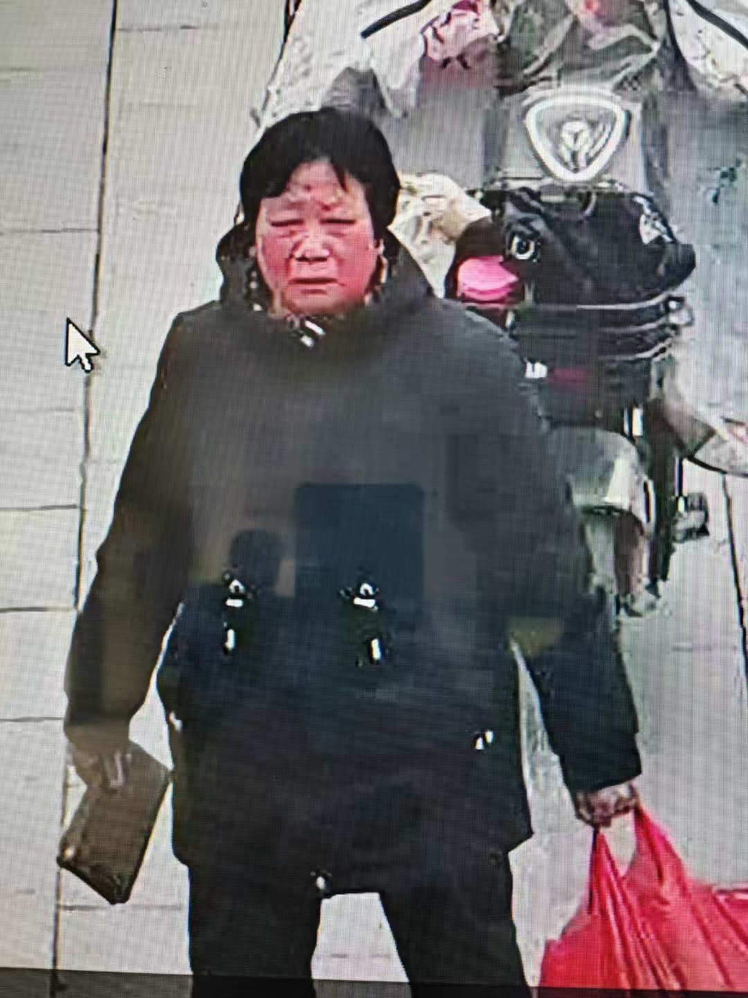 走失者照片 淮南市寻人：七旬老太走失，穿黑色棉...
