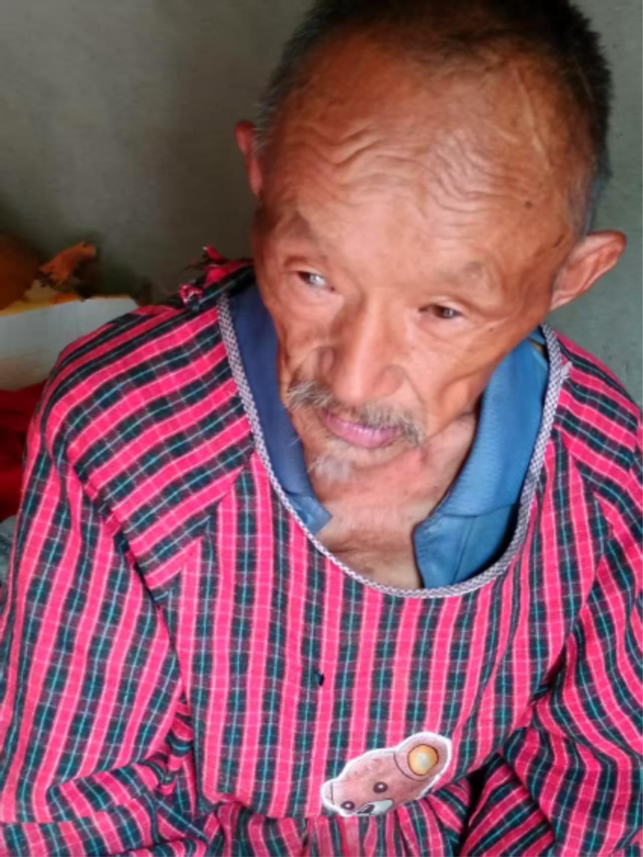 走失者照片 遂宁市射洪市寻人：七旬老人走失，高...