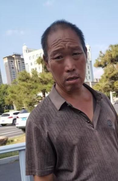 走失者照片 焦作市寻亲：六旬老人被救助，穿咖色...