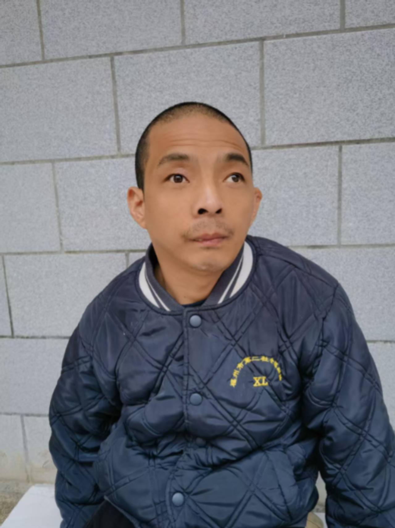 走失者照片 福州市寻亲：中年男子被救助多年，奶...