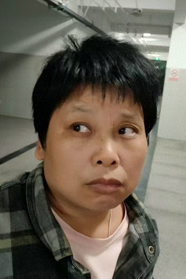 走失者照片 亳州市寻亲：青年女子被救助，穿军绿...