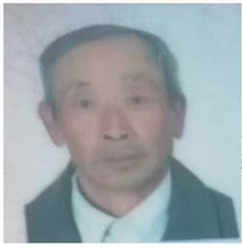 走失者照片 银川市寻人：七旬老人走失，戴红色鸭...