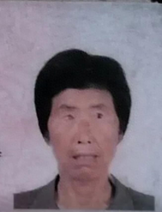 走失者照片 泰州市泰兴市寻人：八旬老太走失，穿...