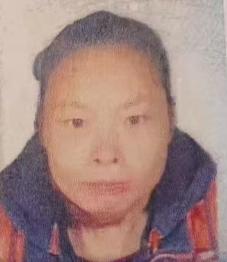 走失者照片 南充市寻人：青年女子走失，穿白色羽...