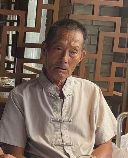 走失者照片 黄石市寻人：七旬老人走失，患小脑萎...