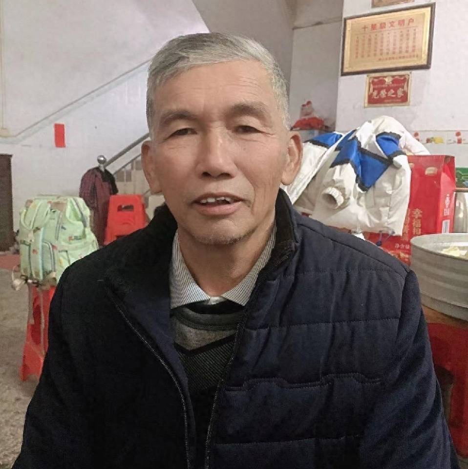 走失者照片 玉林市寻人：七旬老人走失，穿深色衣...
