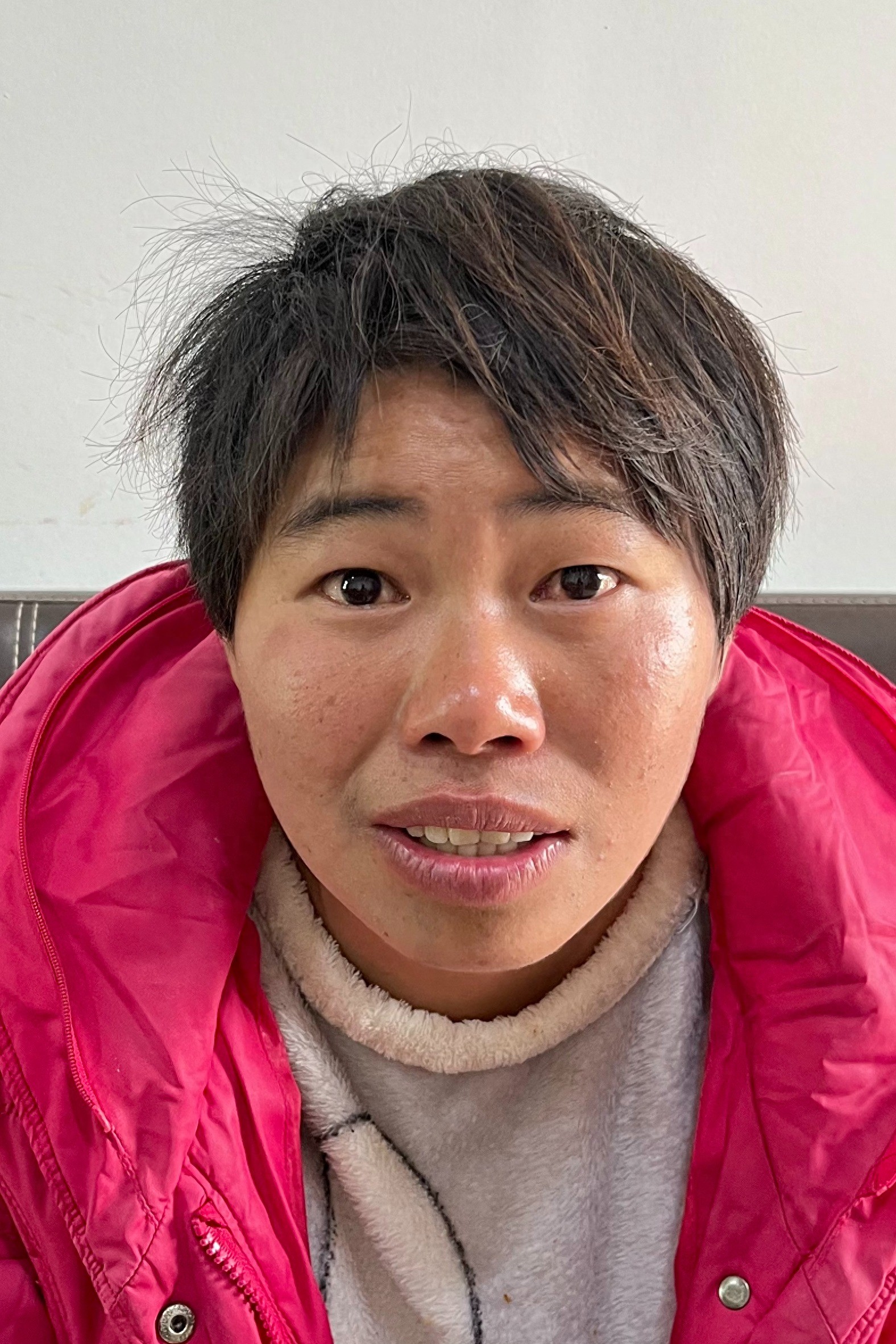 走失者照片 景德镇市乐平市寻亲：青年女子被救助...
