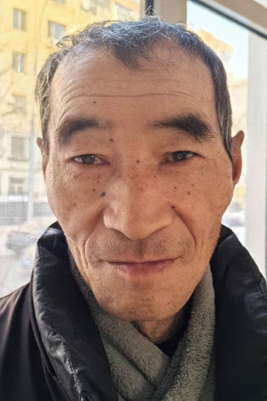 走失者照片 包头市寻亲：六旬老人被救助，自述叫...
