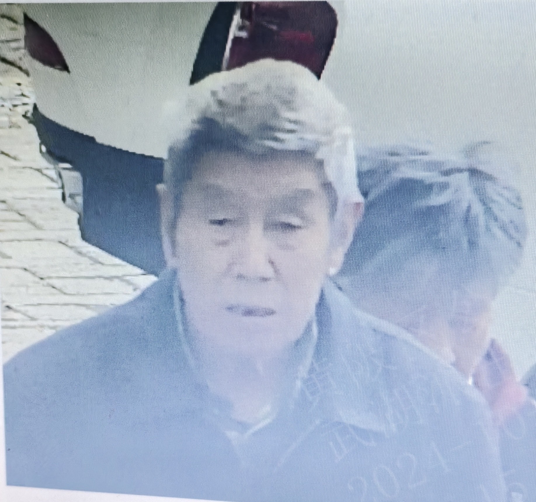 走失者照片 武汉市寻人：八旬老人走失，穿深蓝色...