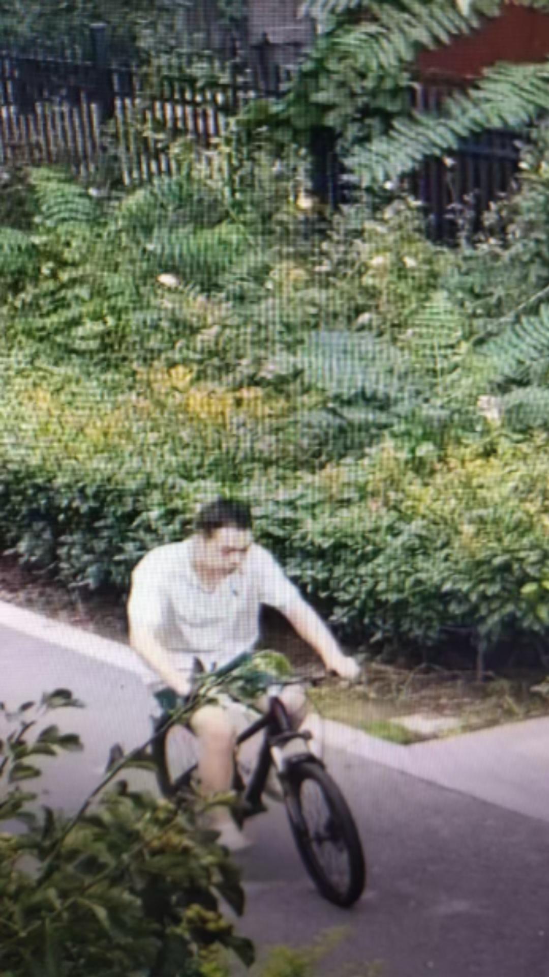走失者照片 烟台市龙口市寻人：青年男子走失，患...