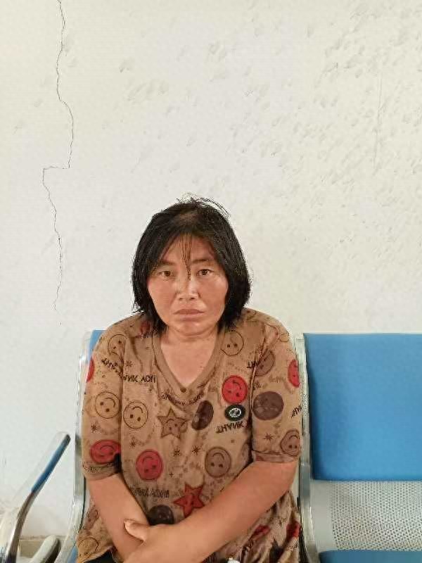 走失者照片 潍坊市安丘市寻亲：五旬女子被救助，...
