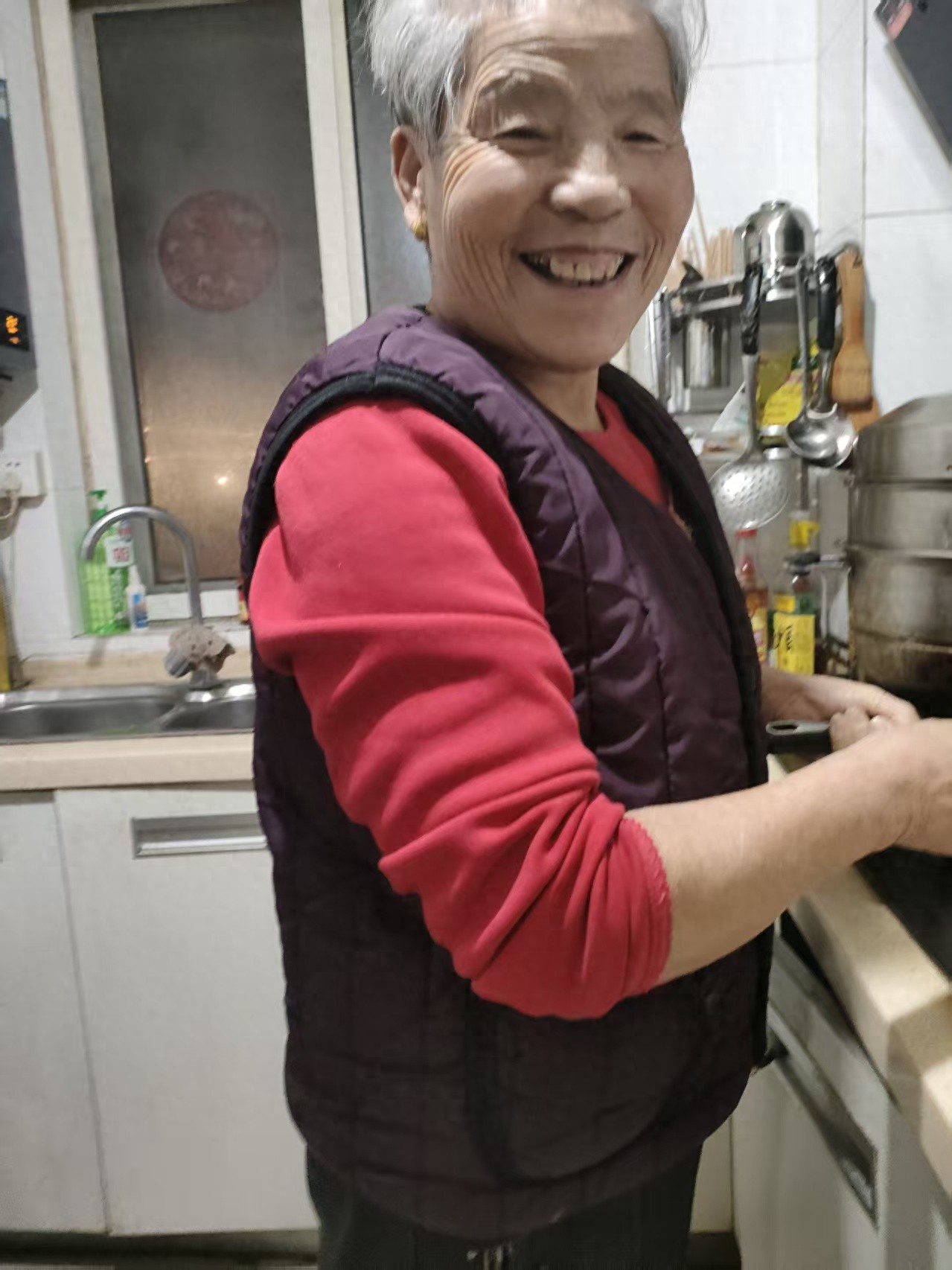 走失者照片 烟台市寻人：七旬老太走失，患小脑萎...