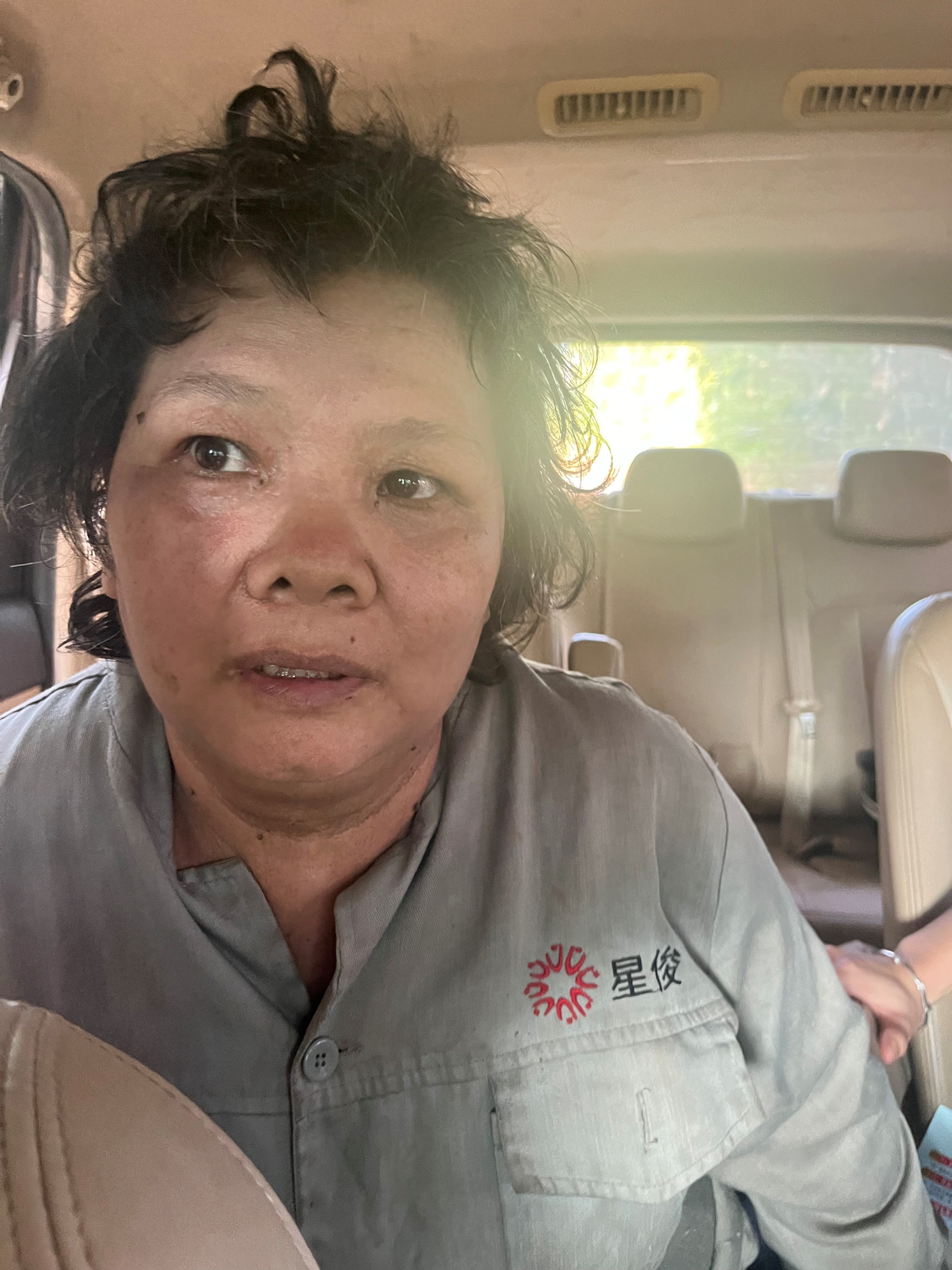 走失者照片 梧州市寻亲：五旬女子被救助，穿灰色...