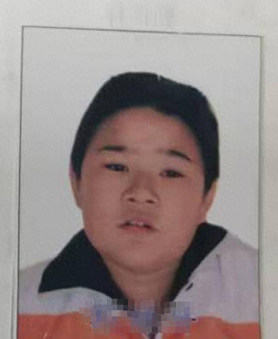 走失者照片 焦作市寻人：17岁男孩走失，穿白色...