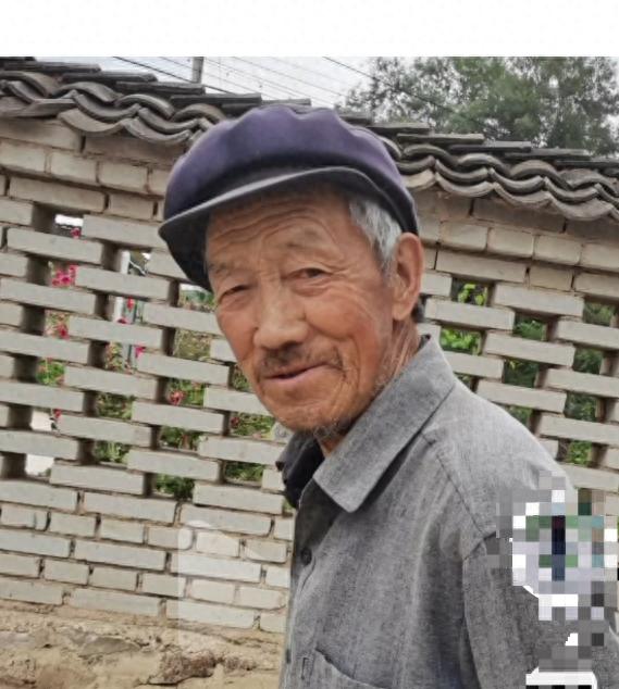 走失者照片 大同市寻人：七旬老人走失，戴黑色帽...