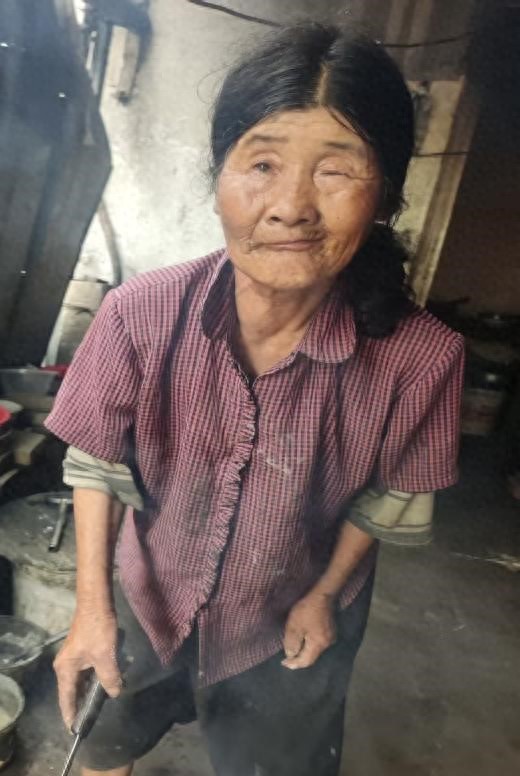 走失者照片 保定市安国市寻亲：六旬老太被救助，...